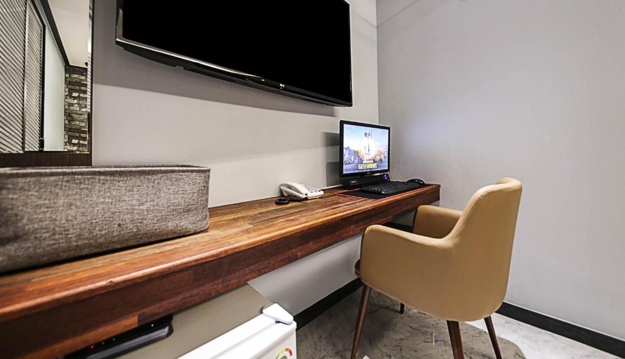 Hotel Parfe Cheonan Bagian luar foto
