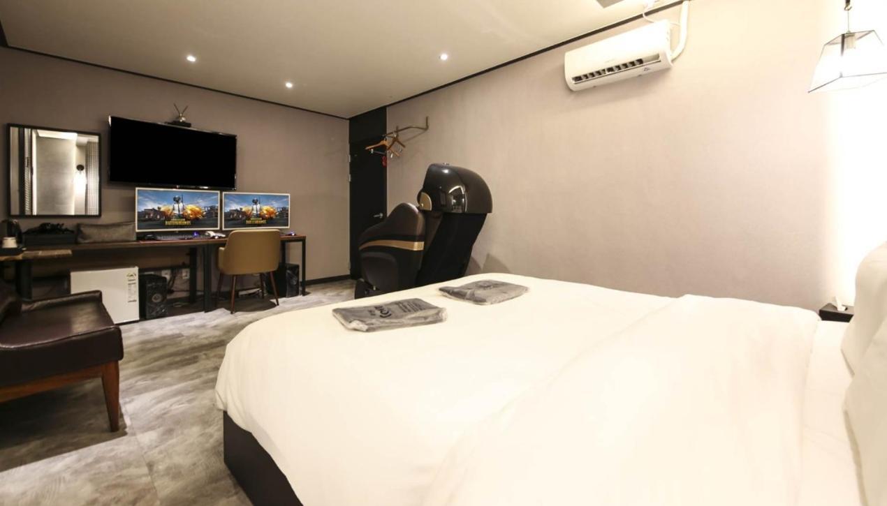 Hotel Parfe Cheonan Bagian luar foto