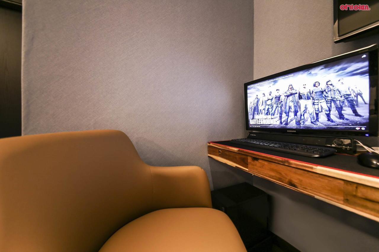 Hotel Parfe Cheonan Bagian luar foto