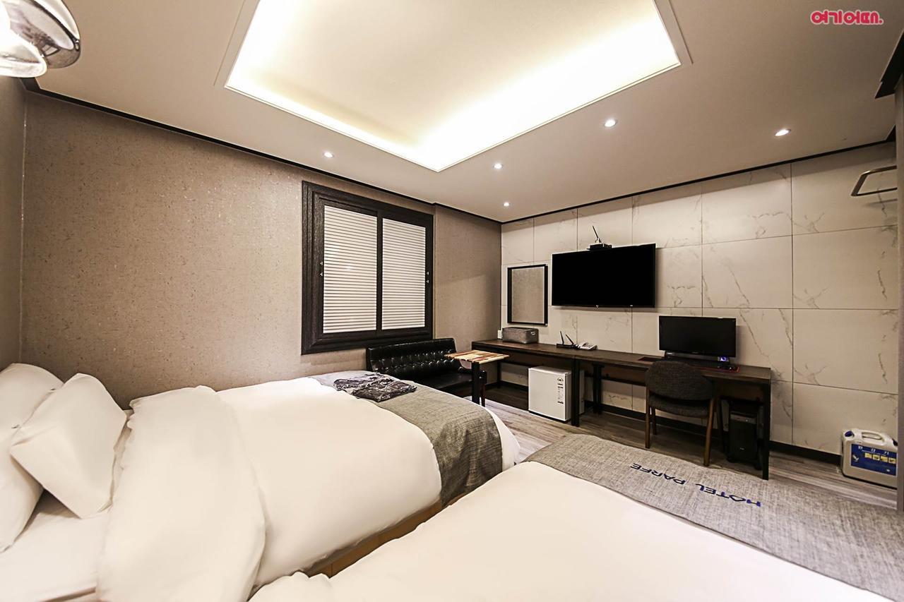 Hotel Parfe Cheonan Bagian luar foto