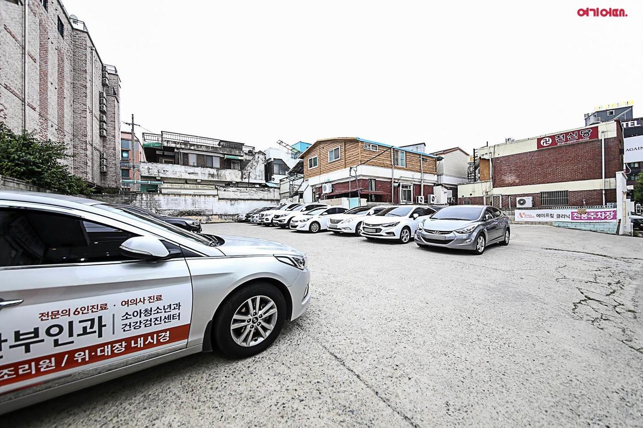 Hotel Parfe Cheonan Bagian luar foto