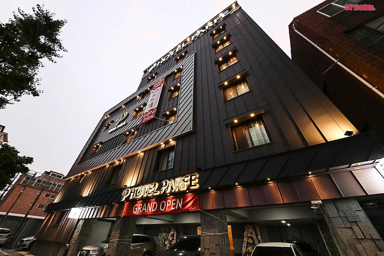 Hotel Parfe Cheonan Bagian luar foto
